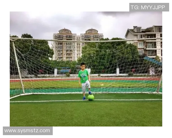 以足球球星手环表带打造专属荣耀风格展现绿茵激情魅力 以足球球星手环表带打造专属荣耀风格展现绿茵激情魅力